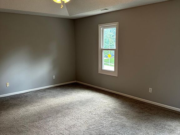 4th image of 8501 N Crawford Ave