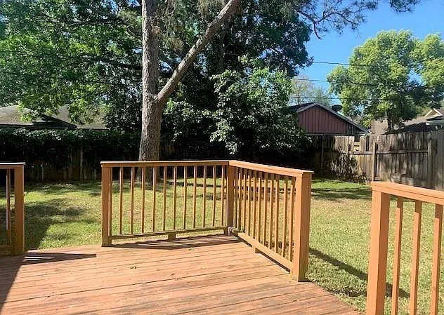 1853 Dolphin Dr — Photo 12