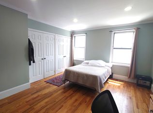 21-03 25th Rd #2, Astoria, NY 11102
