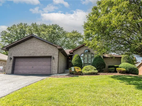 406 Dove Dr S, Uniontown, PA 15401