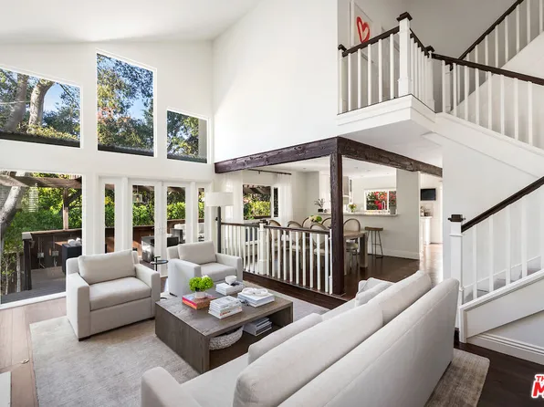 2885 Woodwardia Dr, Los Angeles, CA 90077