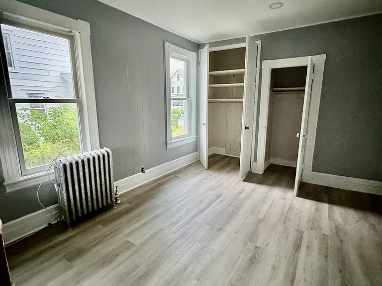 11 Betts Pl — Photo 10