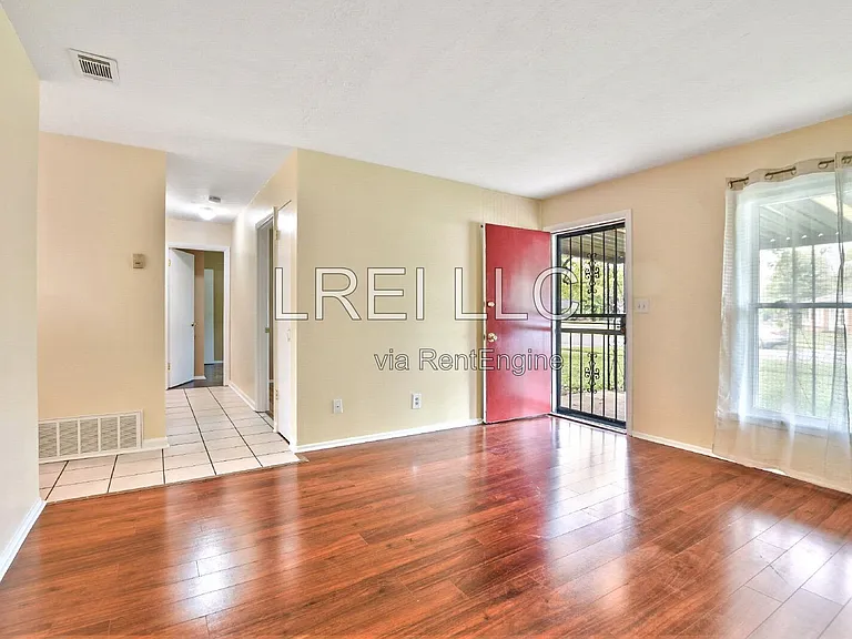 5409 Ailanthus Trl — Photo 2