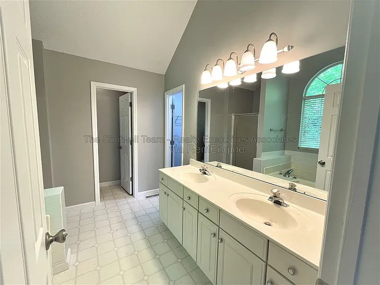 6501 Ridge Run Dr — Photo 15