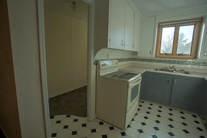 127 E Lincoln St #3 — Photo 11