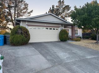 100 Percheron Ct, Vallejo, CA 94591