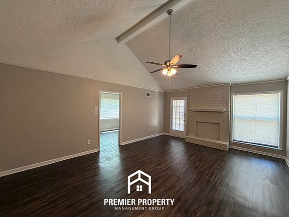 3rd image of 6981 Rose Trail Dr