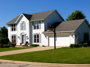 1996 Whistling Swan Cir, De Pere, WI 54115