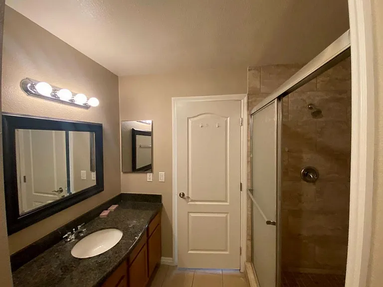 9325 W Desert Inn Rd #132 — Photo 13