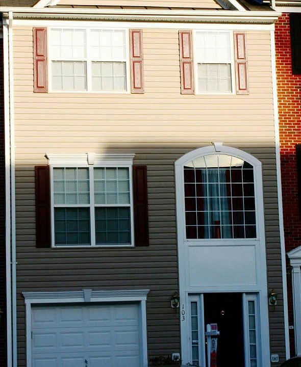 1st image of 103 Tamar Creek Ln