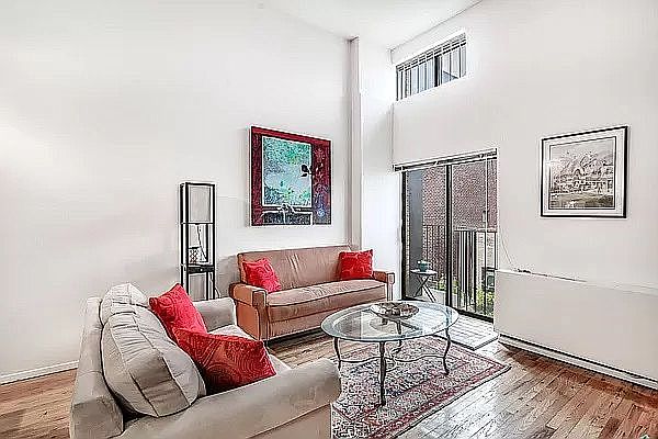 1st image of 320 E 65th St APT 209