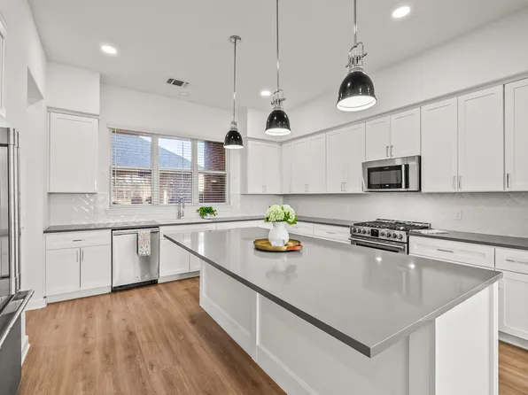 12102 Savannah Ave, Lubbock, TX 79424