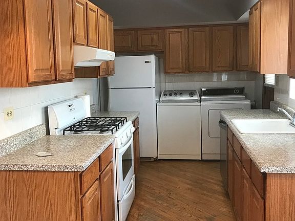 2nd image of 9132 New England Ave