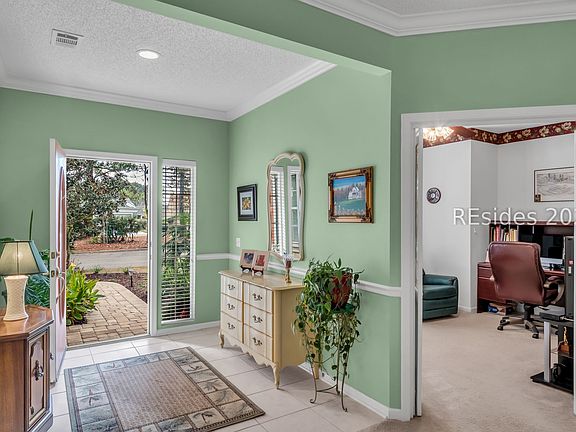 5th image of 44 Redtail Dr