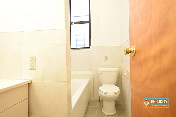 Rented by null | media 5