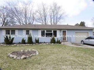 172 Williamson Ave, Sun Prairie, WI 53590