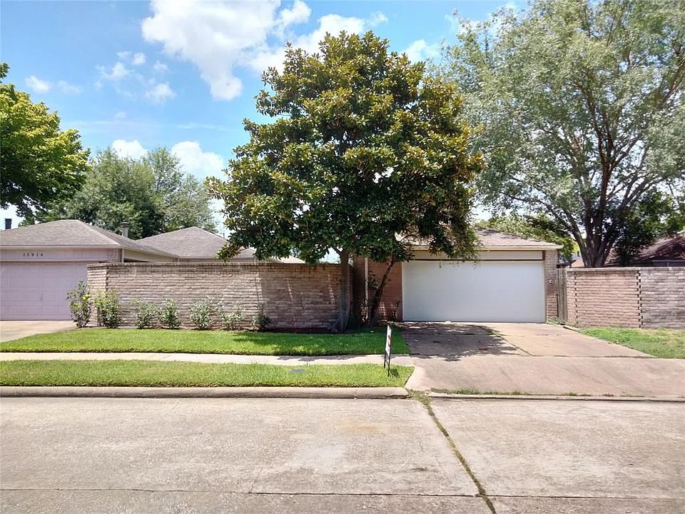 1st image of 15810 Alta Mar Dr