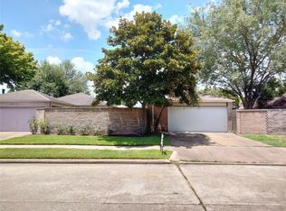 15810 Alta Mar Dr, Houston, TX 77083