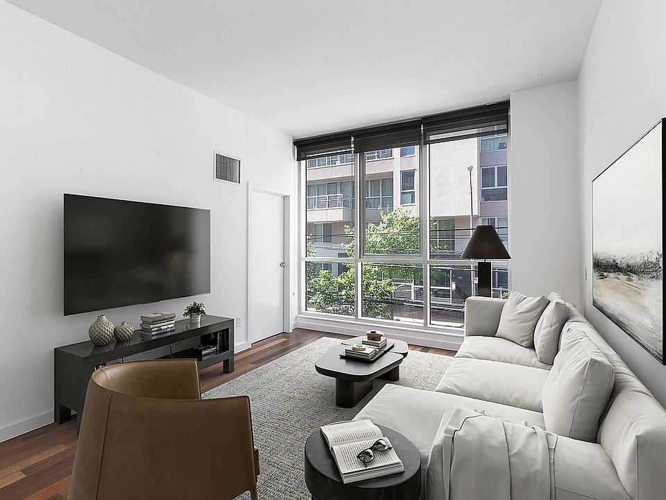1st image of 135 N 11th St APT 2A