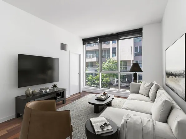 135 N 11th St APT 2A, Brooklyn, NY 11249