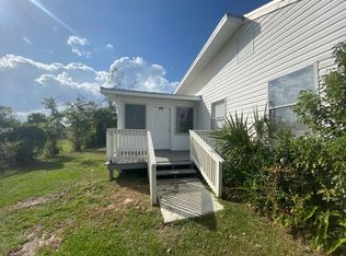 606 Florida Ave, Lynn Haven, FL 32444