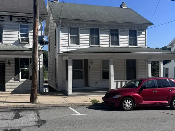 22 W Main St, Windsor, PA 17366