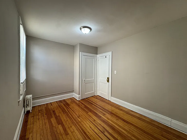 271 Davis Ave #2 — Photo 16