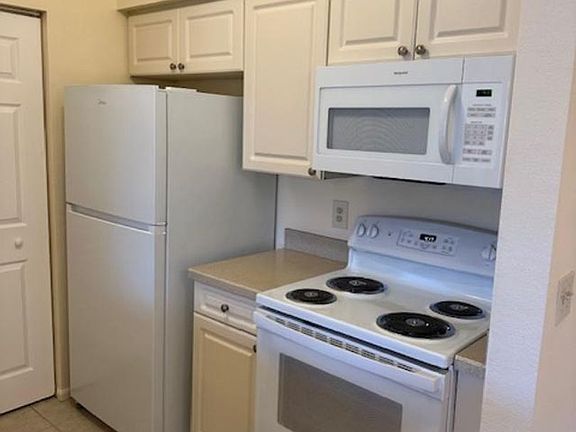 3rd image of 1222 Bermuda Lakes Ln Unit 204