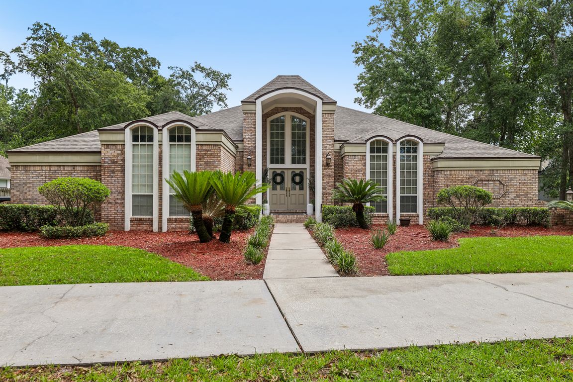 Stockton Dr-S2108-001.jpg