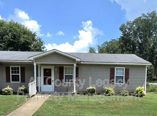 40 Maria Cir, Jefferson, GA 30549