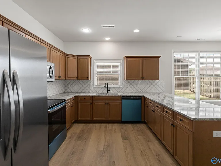 307 Acorn Grove Ln SW — Photo 9