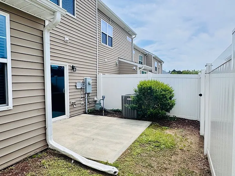 211 Torpoint Rd — Photo 30