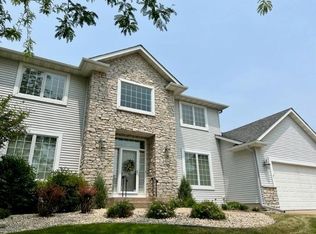 2747 9th St SW, Rochester, MN 55902