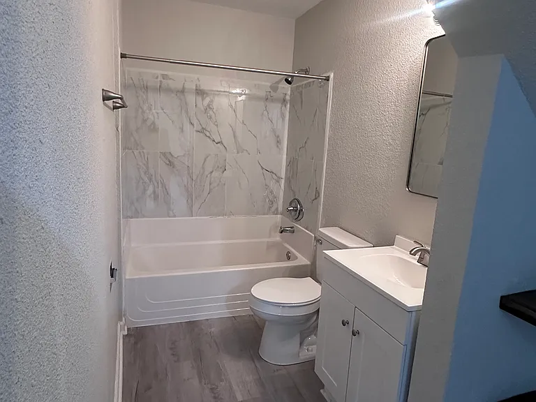1719 Sturdevant St #1 — Photo 4