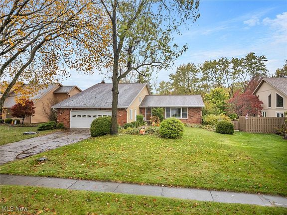 2nd image of 17024 Bear Creek Ln