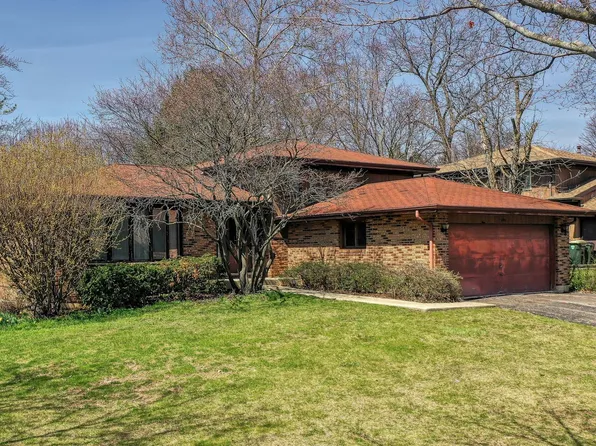 398 S Coolidge Ave, West Chicago, IL 60185