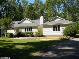 1905 Rock Point Dr, Powhatan, VA 23139