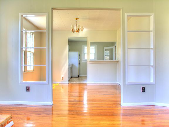 5th image of 5405 Jackson Ave
