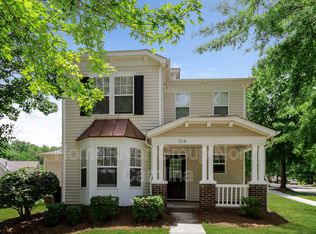 104 Sweetwater Cir, Advance, NC 27006