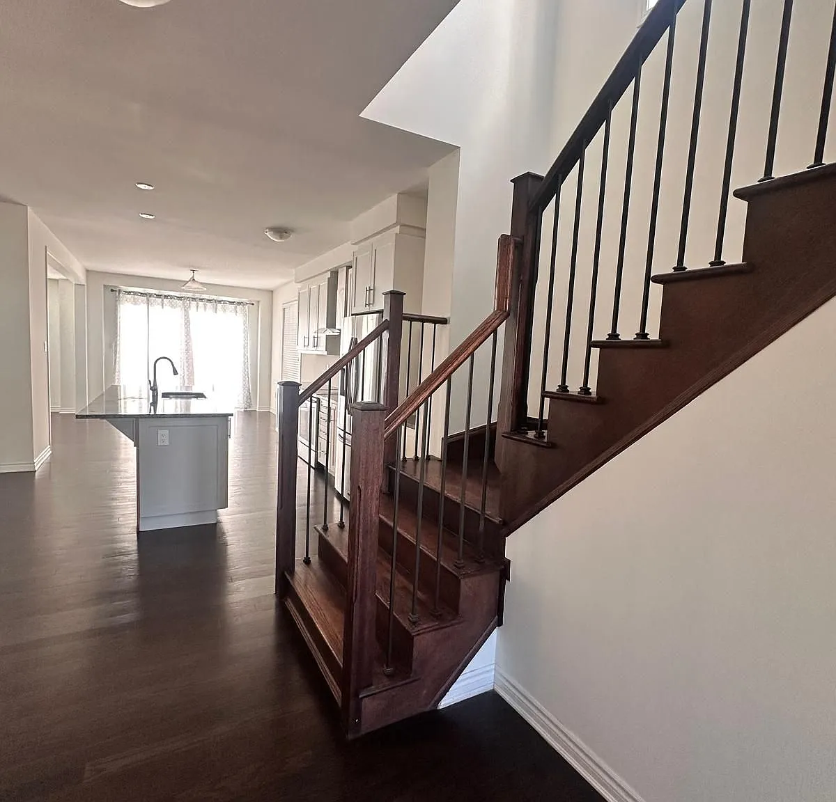 4 bed, $3,595 — Photo 4