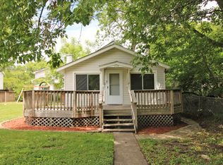 338 E Lakeview Ave, Round Lake Beach, IL 60073