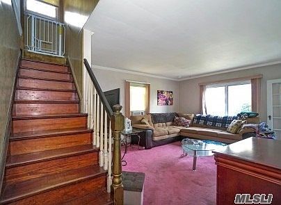 4th image of 148 Grange St