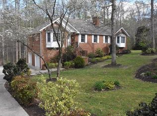 9297 Oak Trl, Ashland, VA 23005