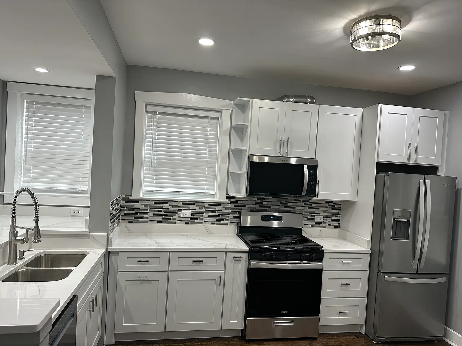 2 bed, 1245 sqft, $2,500 — Photo 2