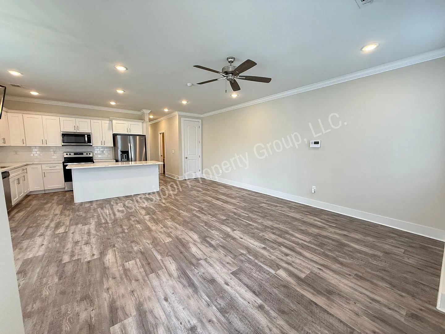 3BR/3.5BA For Rent — Photo 4