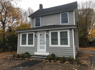 950 S Country Rd, Bellport, NY 11713