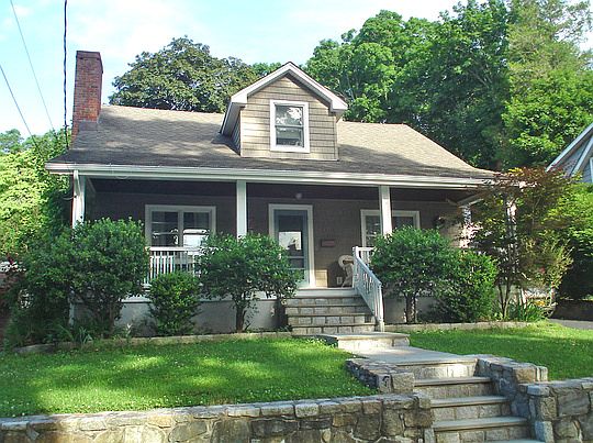 1st image of 10 Sarles Ln