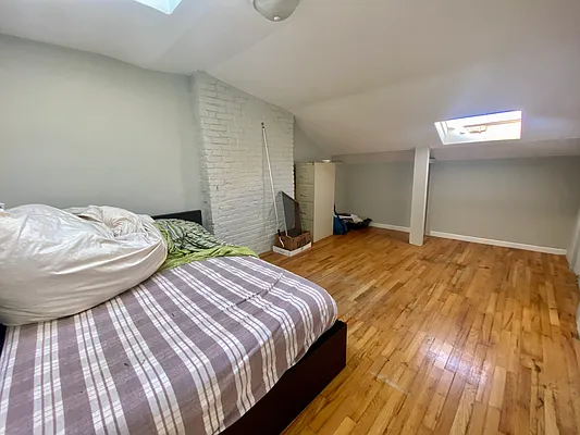 Rented by Highline Residential | media 28