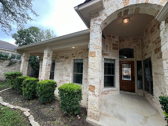 5th image of 2642 Fairwood Dr