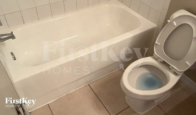 1703 E Wood St — Photo 7